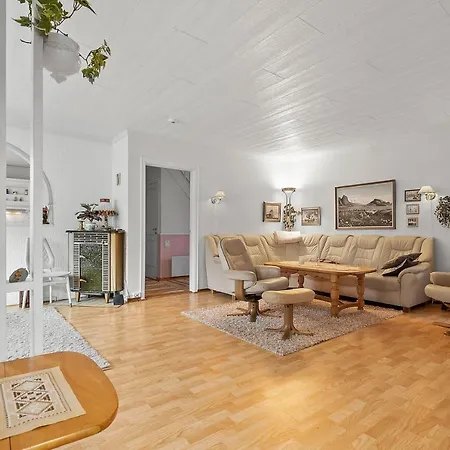 Holiday home Reinebringen *