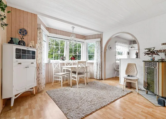 Reinebringen Feriehus *