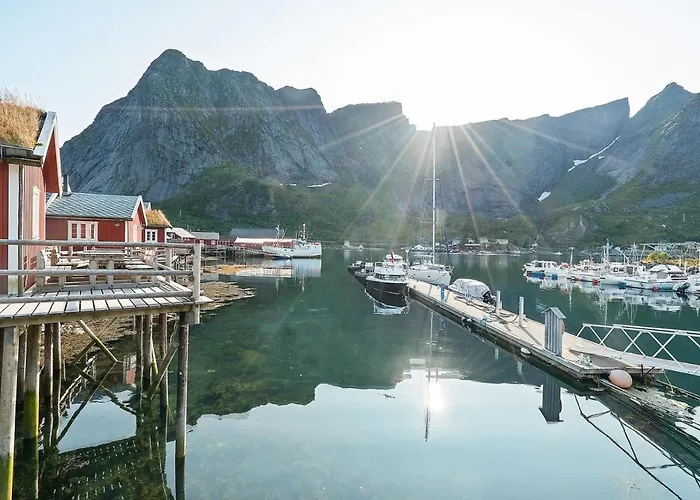 Reinebringen Feriehus *